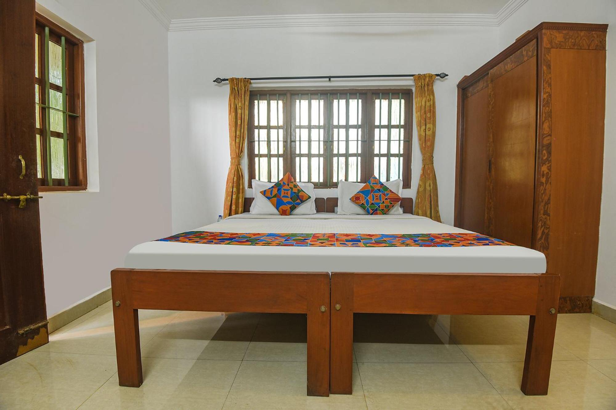 Fabexpress Stargaze Beach Anjuna Ngoại thất bức ảnh